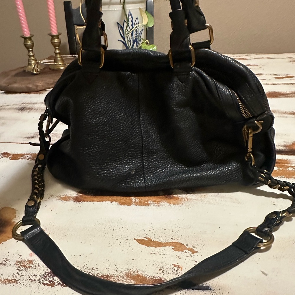 Elegant Black Leather Handbag